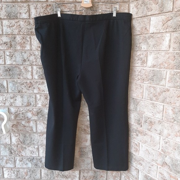 Laura Plus Like New Dress Pants - Picture 3 of 3